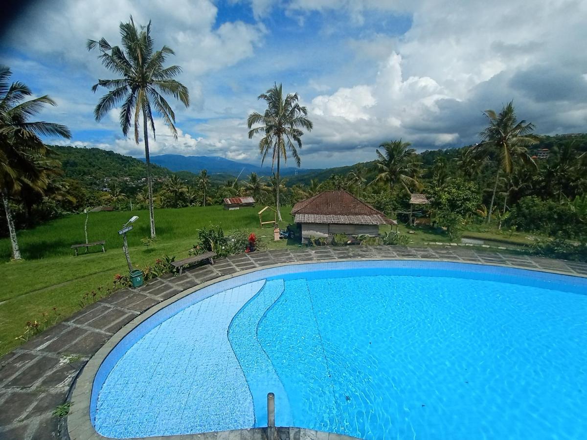 Puri Sunny Camp Villa Munduk Екстериор снимка
