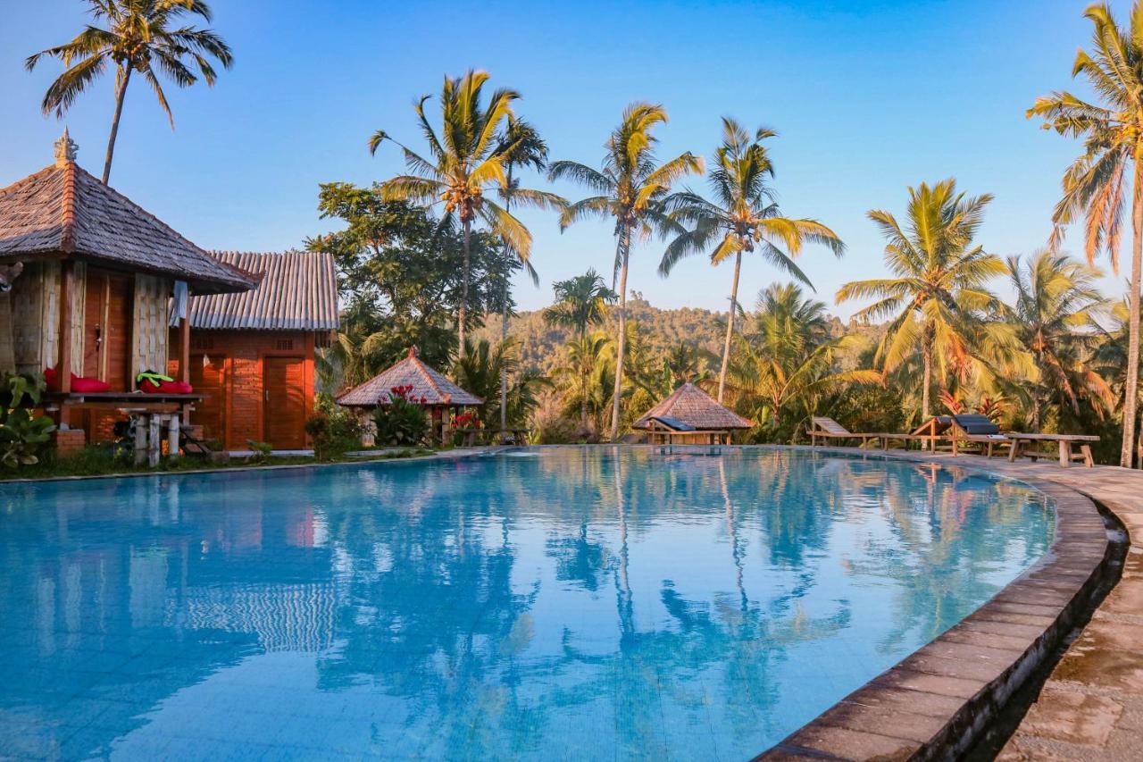 Puri Sunny Camp Villa Munduk Екстериор снимка