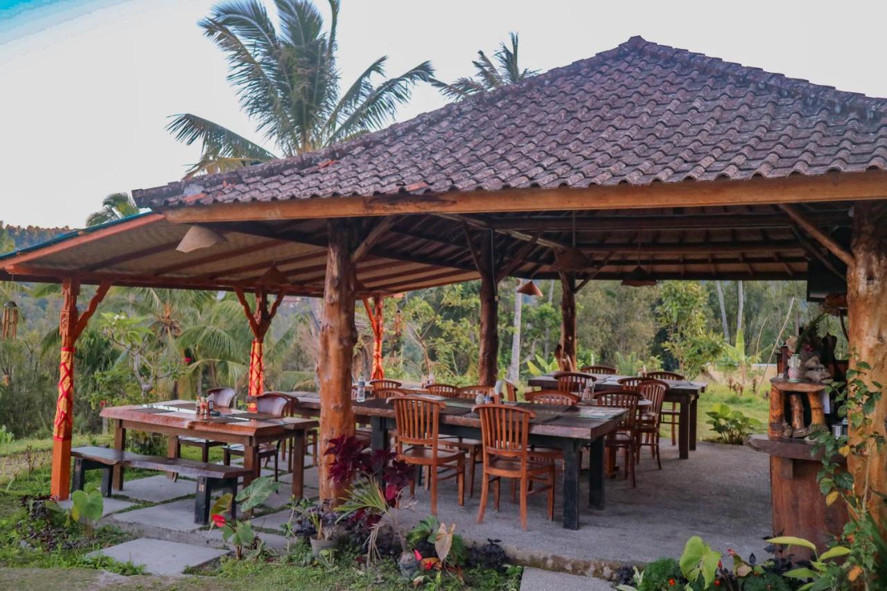 Puri Sunny Camp Villa Munduk Екстериор снимка