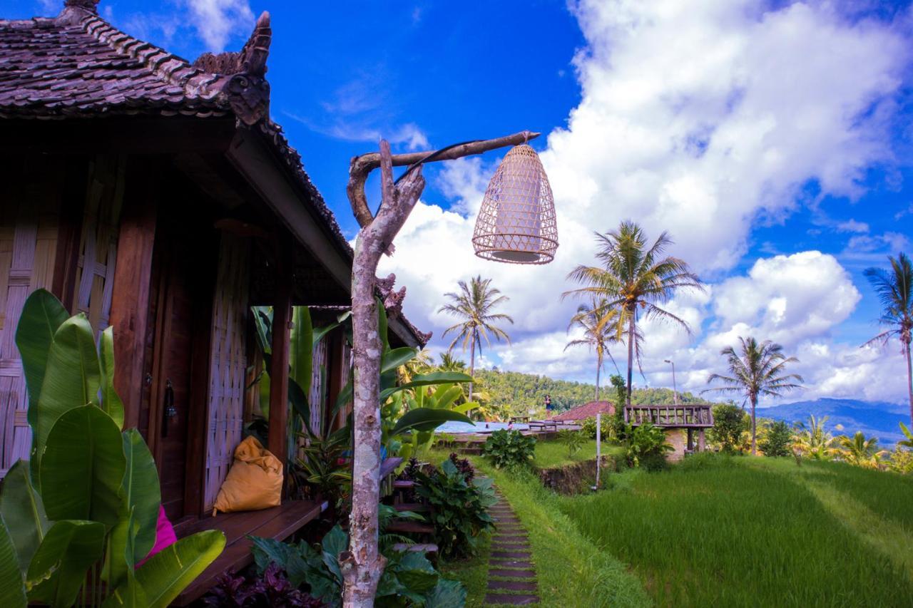 Puri Sunny Camp Villa Munduk Екстериор снимка